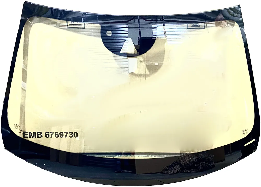 Nowa pozycja w ofercie | Szyba czołowa Volvo 32368942